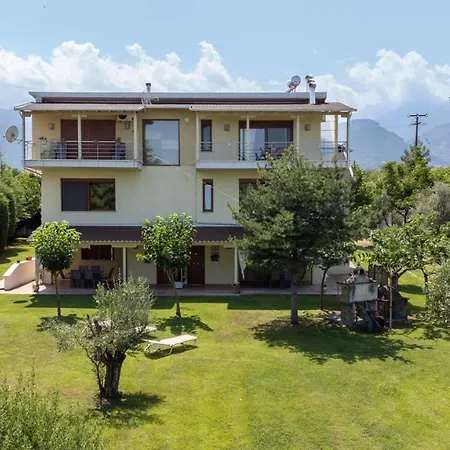 The Olympus Garden House Tatil Evi Litóchoron